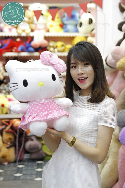 Kitty chấm bi