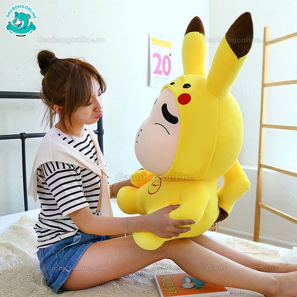 Shin Cosplay Pikachu
