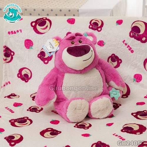 Gối Chăn Gấu Lotso Cầm Dâu Tây