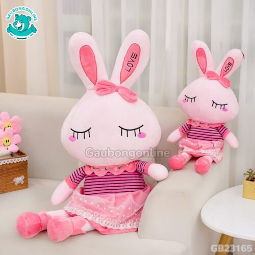 Hãy chinh phục cô nàng bánh bèo bằng chú Thỏ Mắt Híp này nha các chàng trai