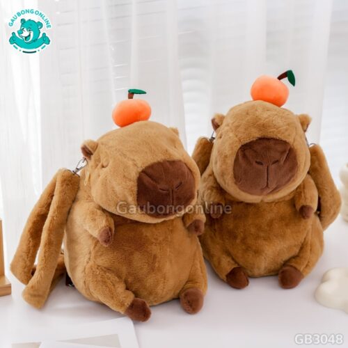 Balo Gấu Bông Capybara Nâu Đội Quả
