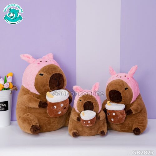 Capybara Ôm Trà Sữa Cosplay Thỏ Hồng