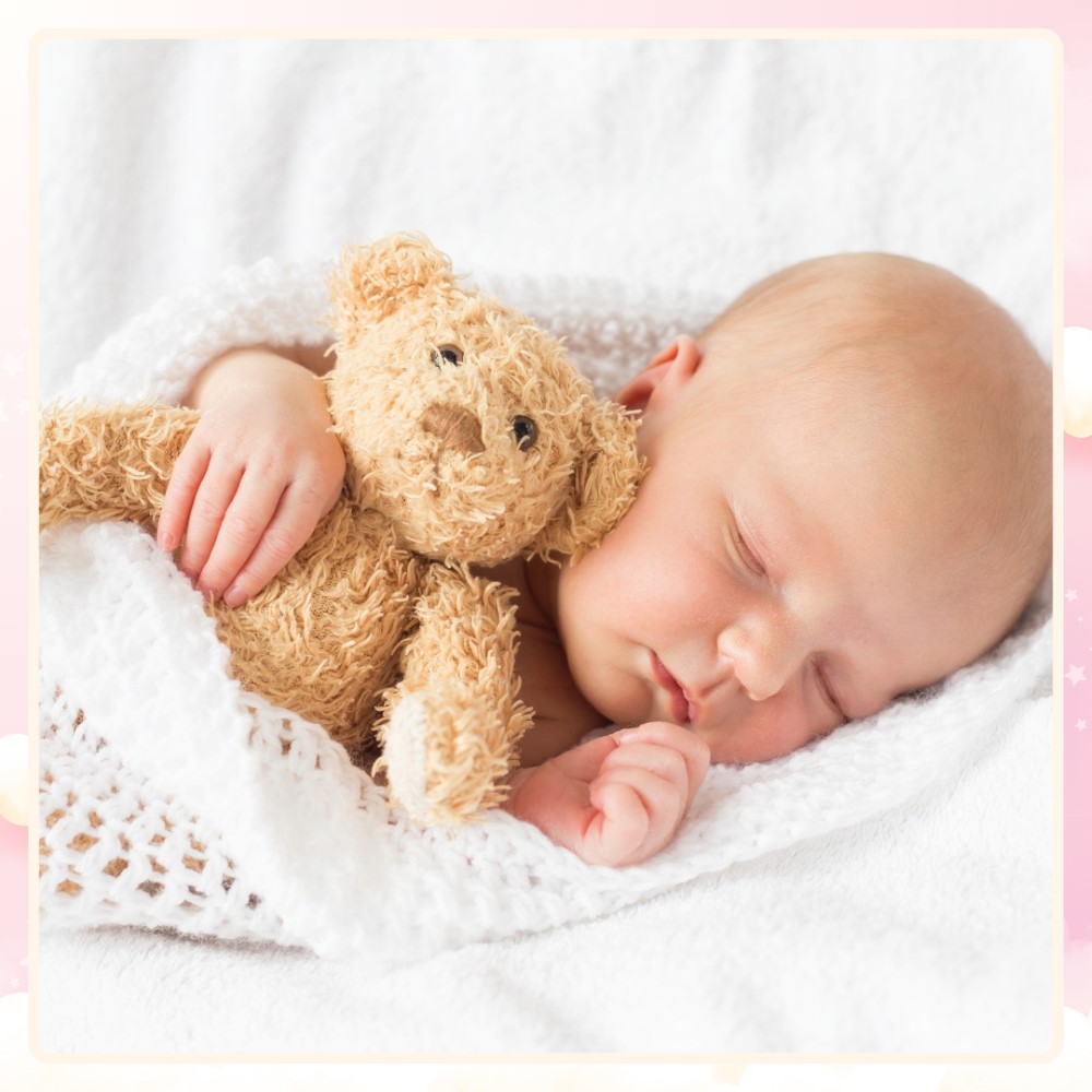 Mua gấu bông nhỏ cho bé dưới 1 tuổi để bé tập quen với cuộc sống xung quanh mình