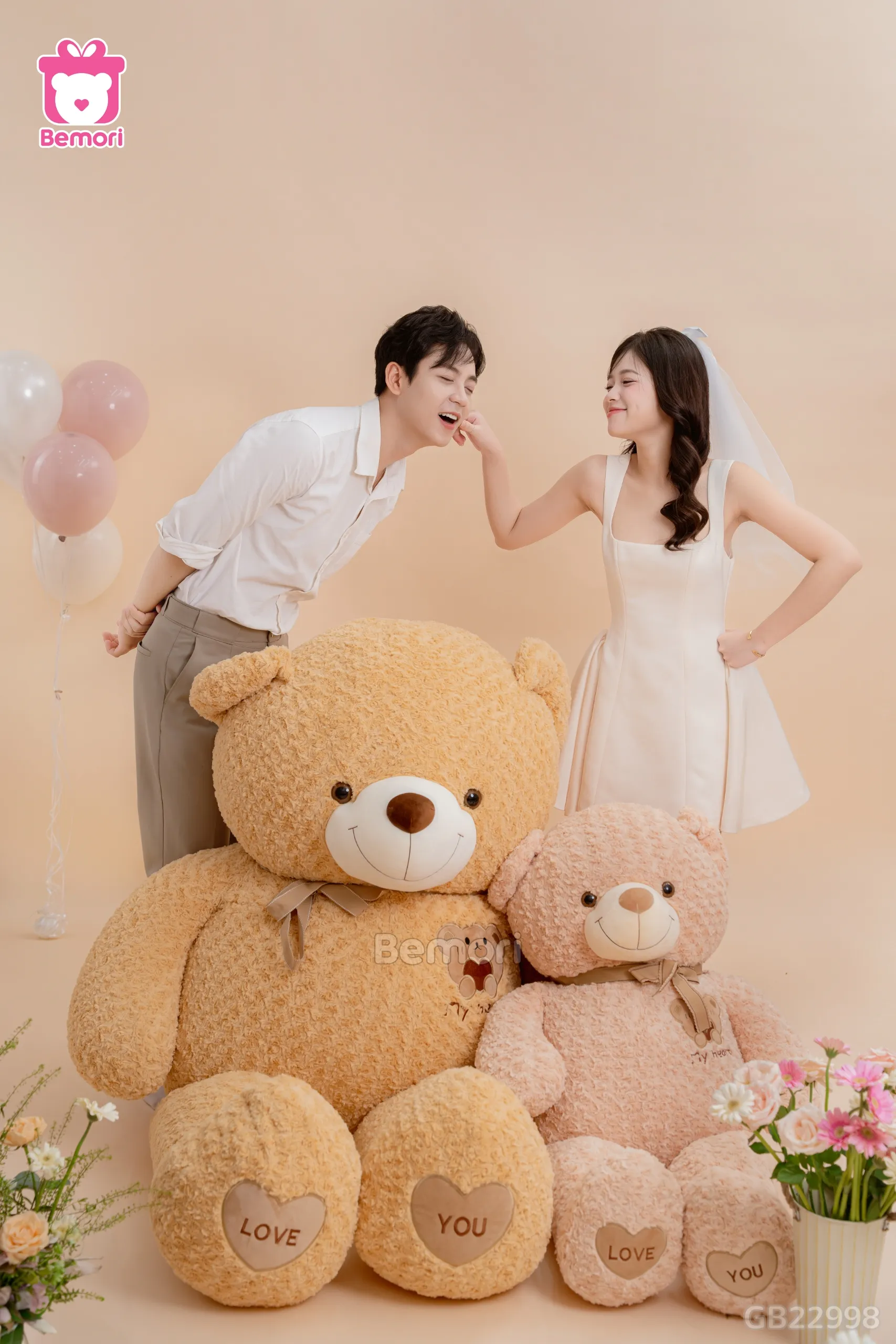 Gấu bông Teddy tượng trưng cho tình yêu trong sáng, ngây thơ 