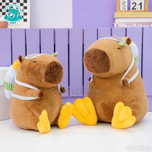 Crush bảo thích gấu bông lạ, tặng ngay Gấu Bông Capybara Chân Vịt