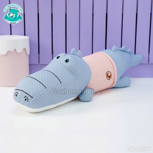 Gối Ôm Lạnh Cá Sấu Mặc Áo