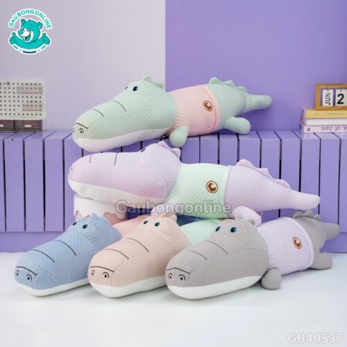 Gối Ôm Lạnh Cá Sấu Mặc Áo